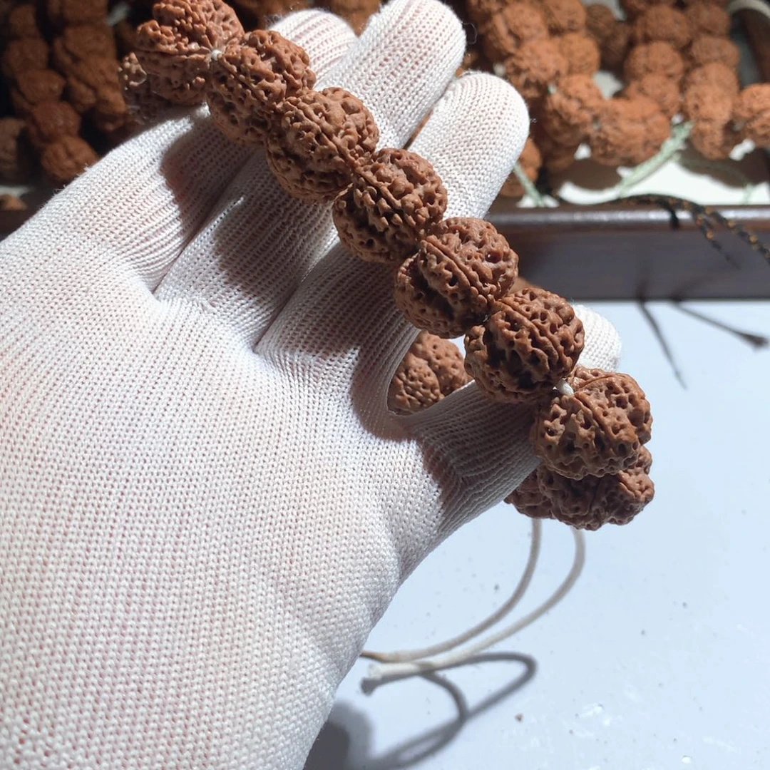 春****金刚菩提吊坠玉龙梅花20