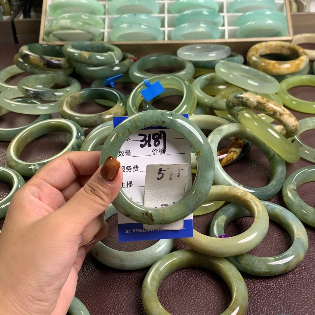未镶嵌蛇纹石玉手镯3187