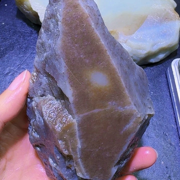 和田玉未镶嵌珠宝半成品