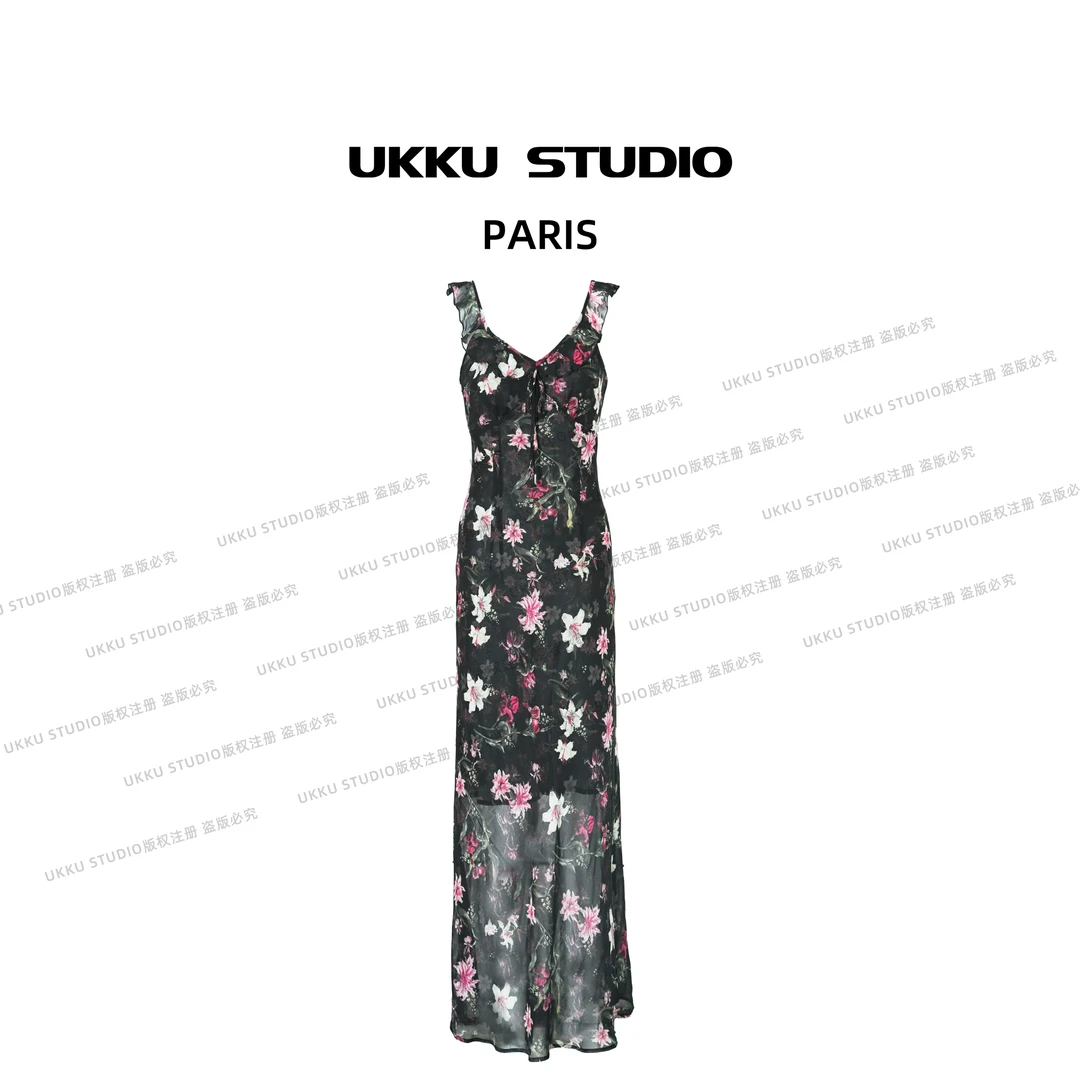 文文【UKKUSTUDIO】【荆棘花园】轻奢气质收腰花朵吊带连衣裙913982