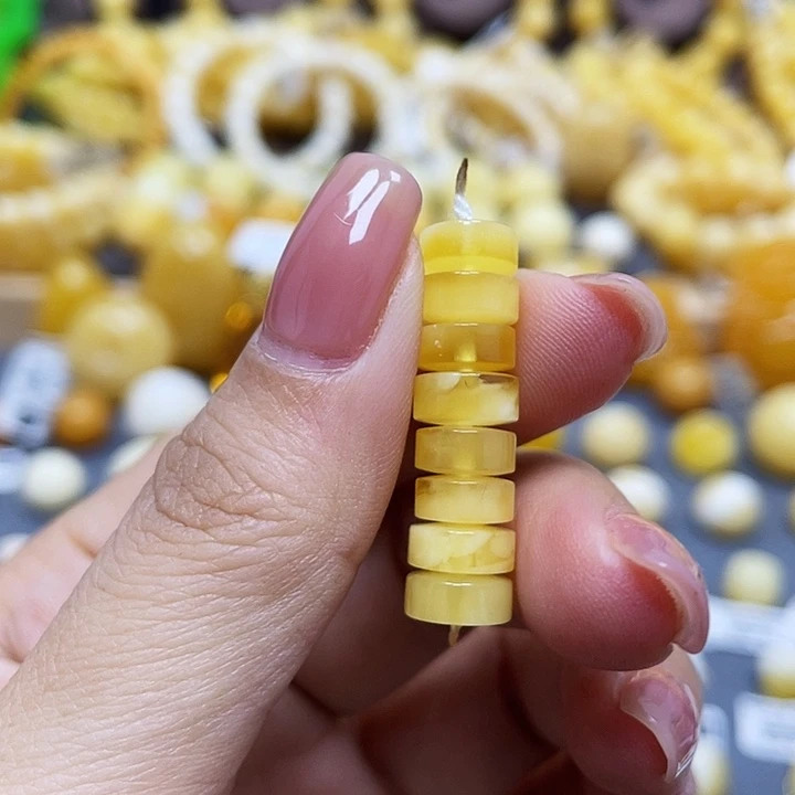 琥珀珠宝奇石未镶嵌隔片尺寸8+mm