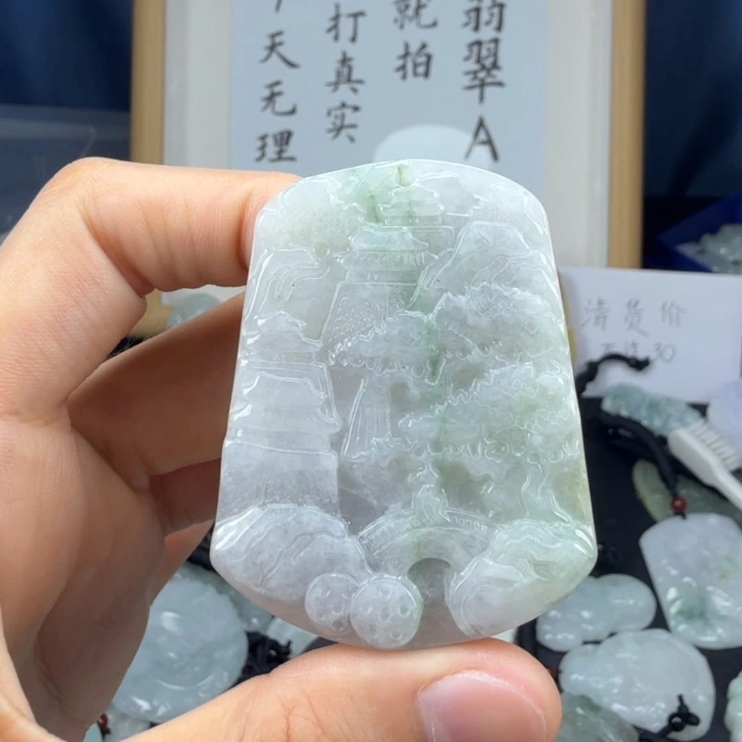翡翠未镶嵌颈饰翡翠