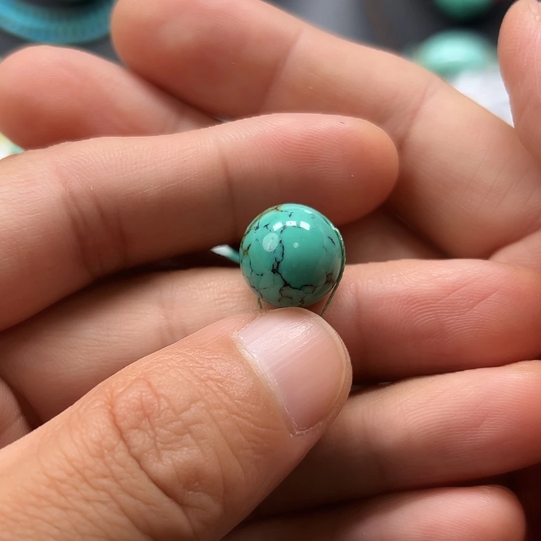 寒***烟绿松石未镶嵌珠宝奇石