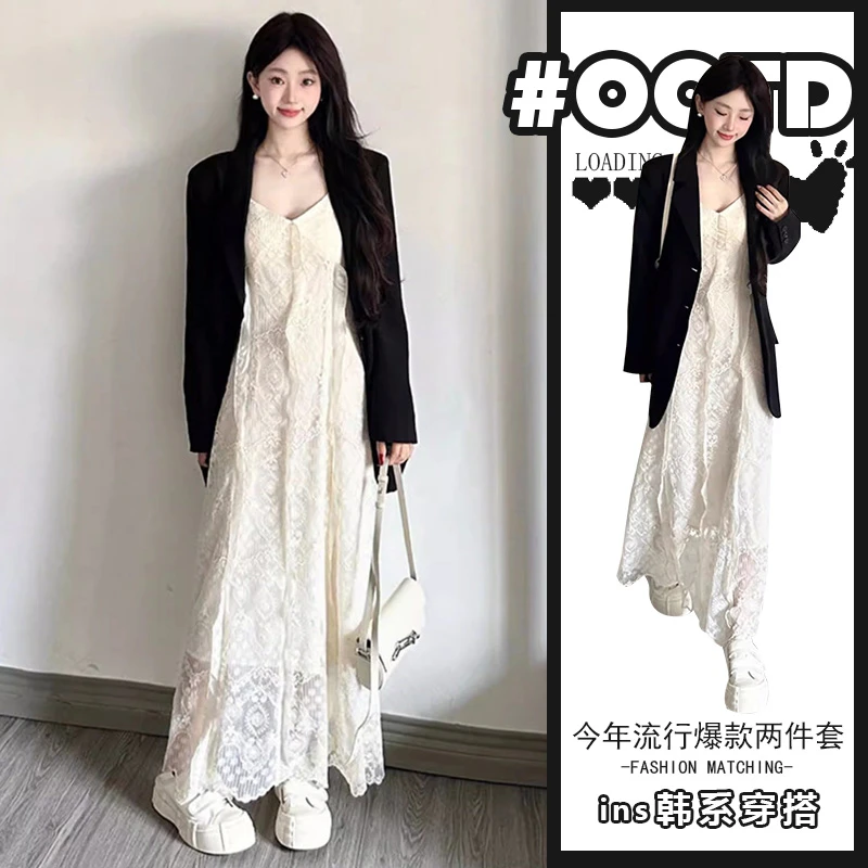 2025年时尚温柔西装外套法式洋气显瘦吊带裙女赫本风独特两件套潮