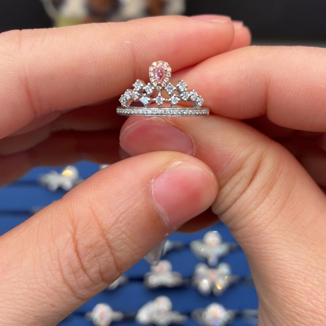 钻石18K金镶嵌戒指/指环粉钻戒指