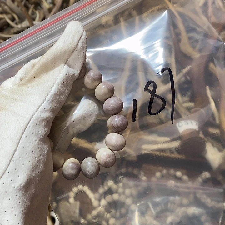 刘***波石英石非金属鹿角鹿角