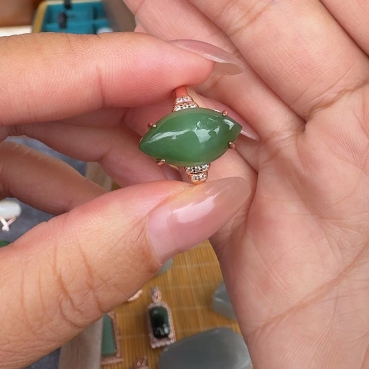 和田玉银S925镶嵌颈饰