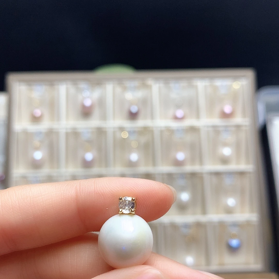 淡水珍珠合金颈饰