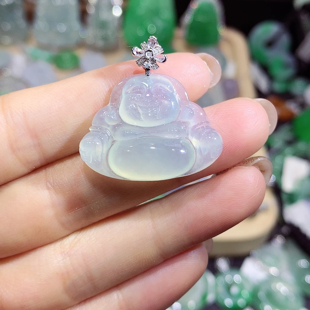 翡翠18K金镶嵌颈饰佛