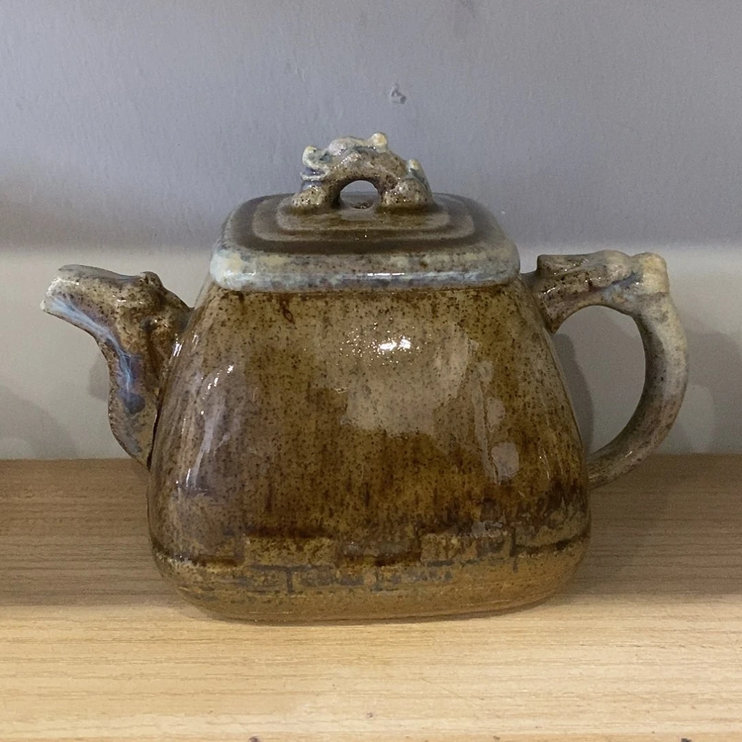 紫砂茶壶紫砂艺术学院的