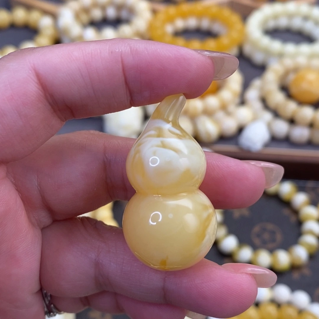 蜜蜡未镶嵌裸石葫芦