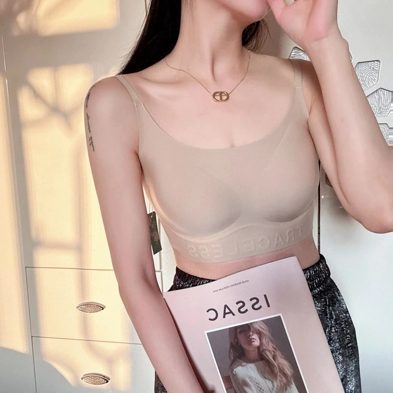 范波波新款2407字母无痕舒适隐形内衣