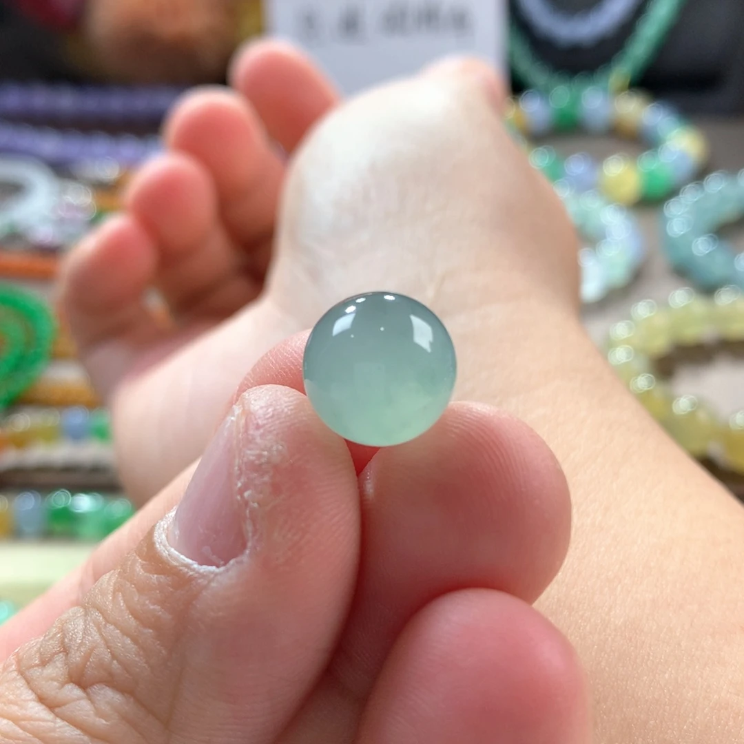 翡翠颈饰未镶嵌卡11.35