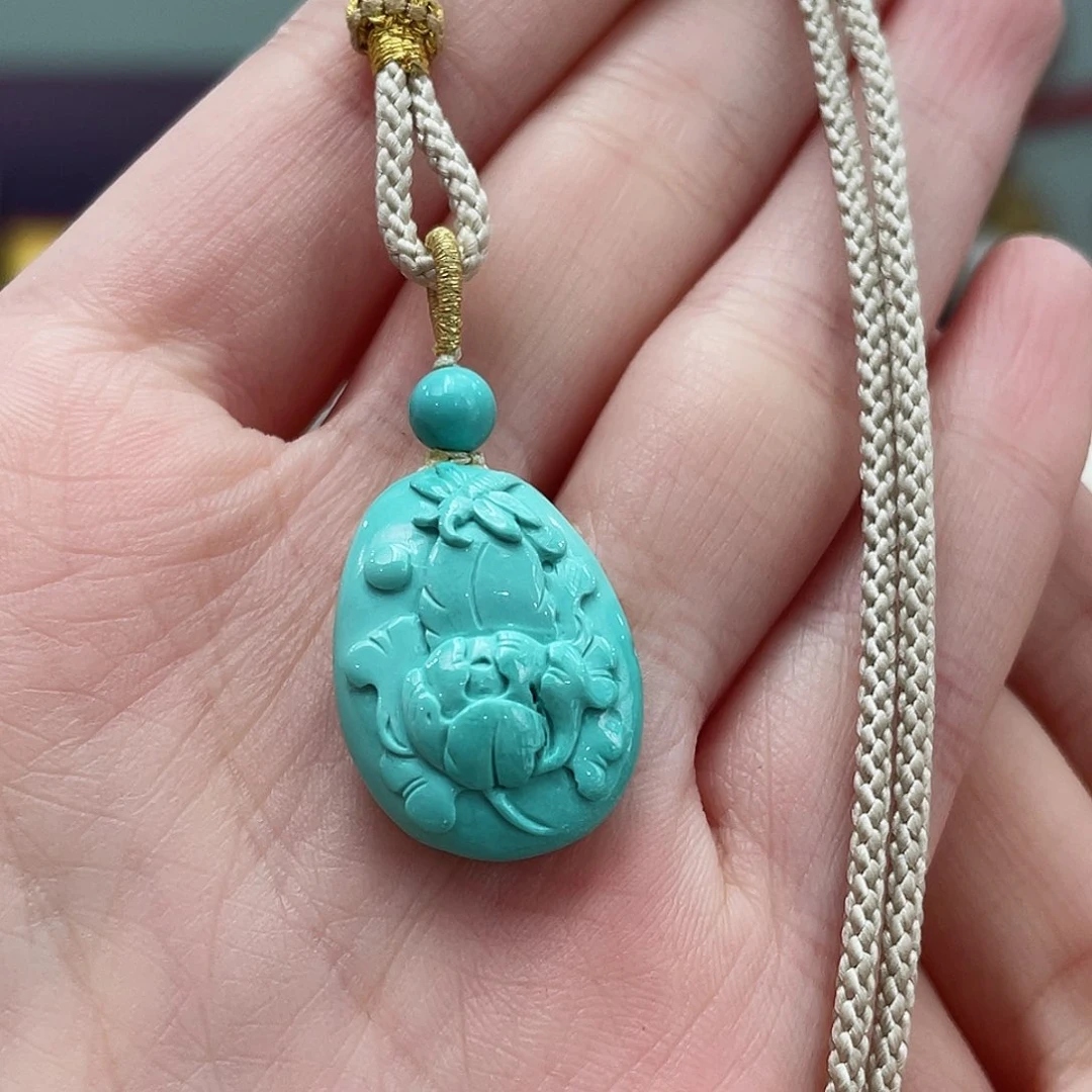 绿松石颈饰未镶嵌