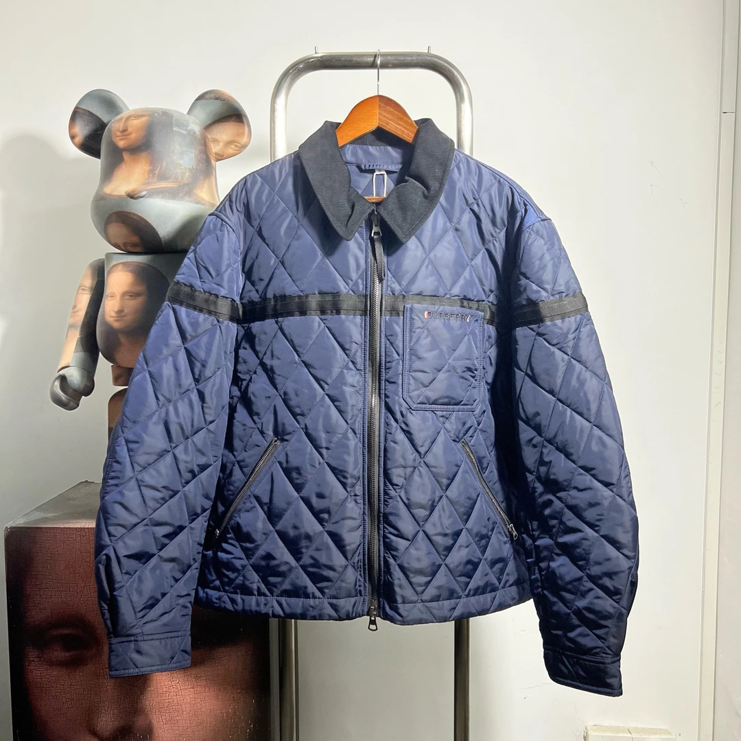 99新 BURBERRY/博柏利 棱形棉服 V1501 XL胸围64衣长71