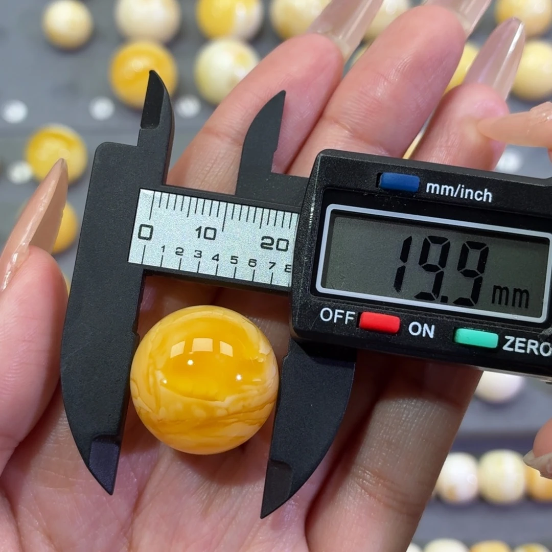 木***灬琥珀未镶嵌裸石圆珠