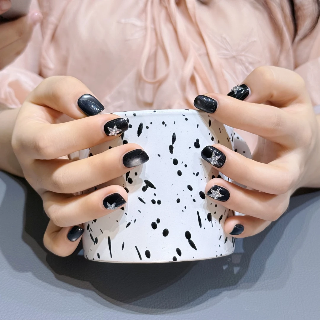 【夜幕星辉】黑色短款甜酷猫眼星星手工穿戴甲高级显白日常美甲高级