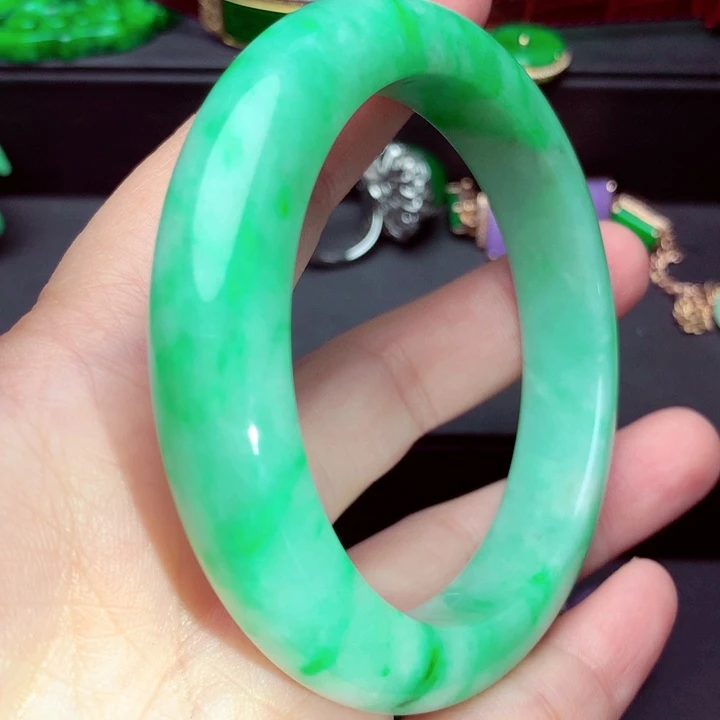 未镶嵌手镯翡翠手镯