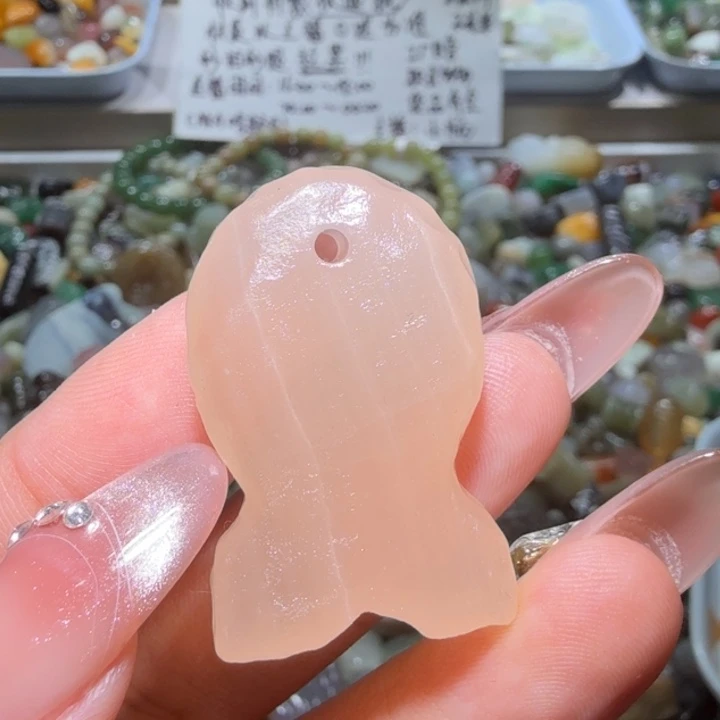 N****和田玉未镶嵌珠宝半成品
