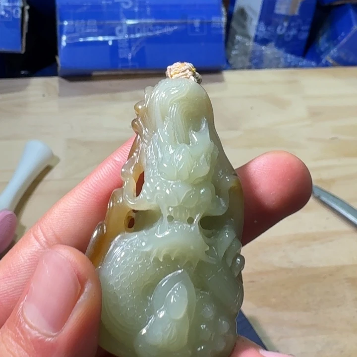 和田玉（糖玉）未镶嵌挂件