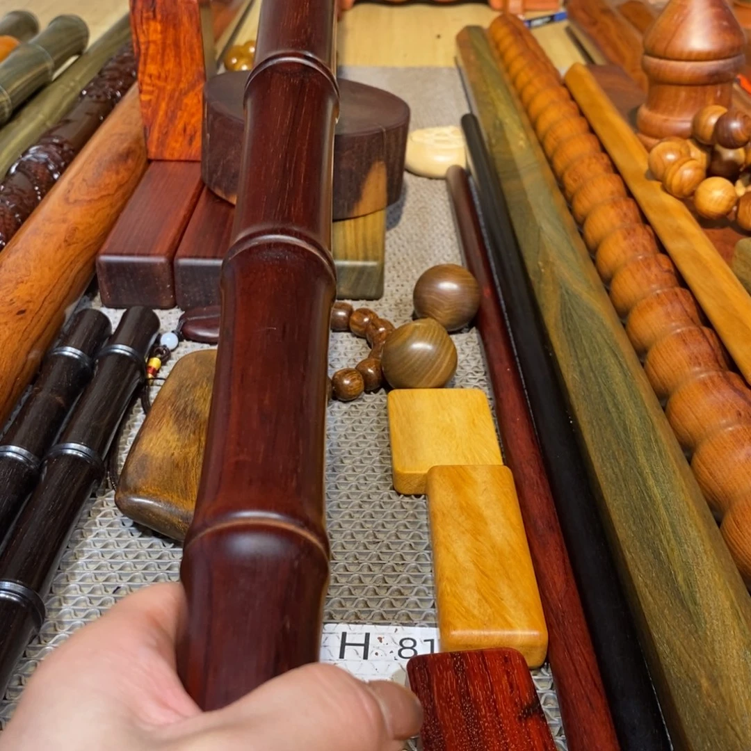 东非黑黄檀（紫光檀）余*