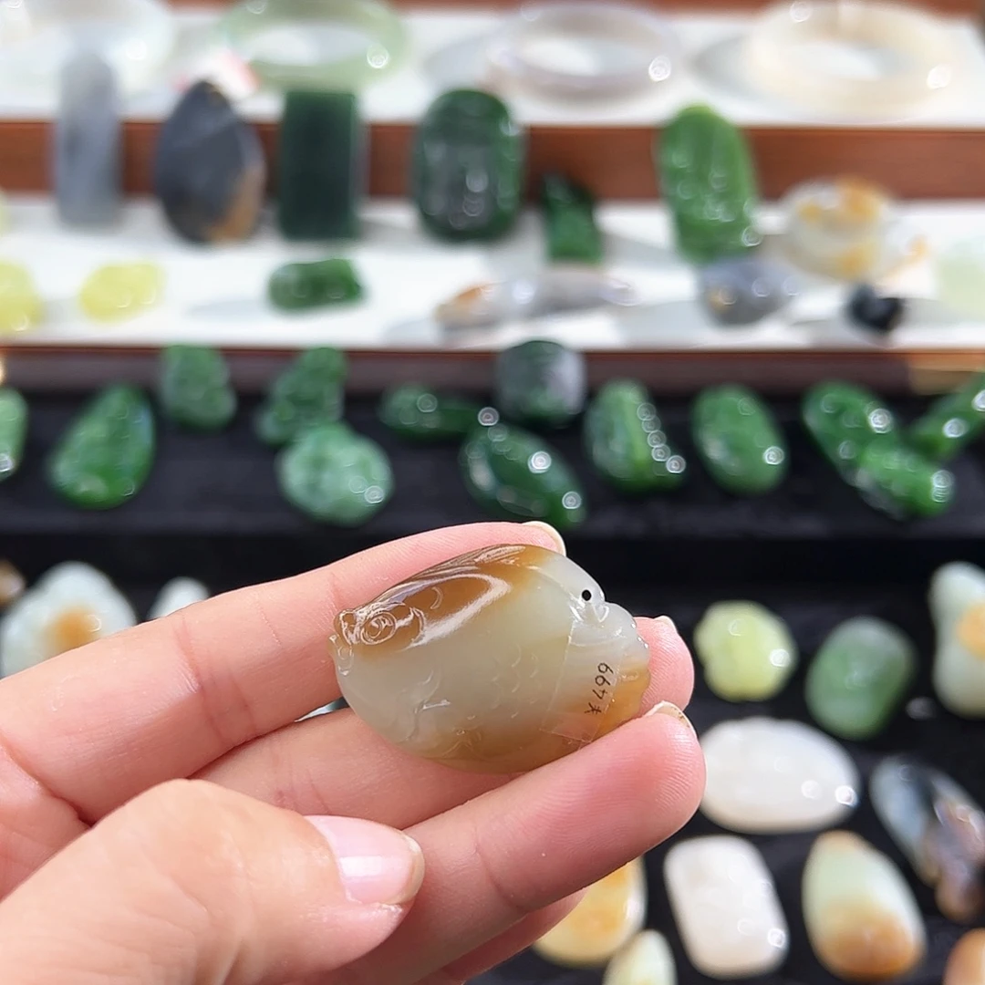 和田玉未镶嵌吊坠(不含链)