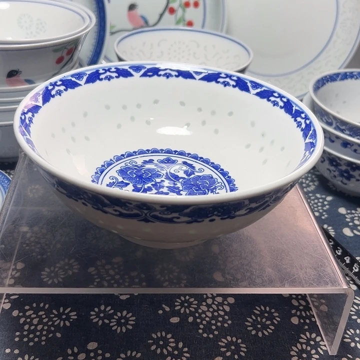 青花玲珑7寸牡丹面碗