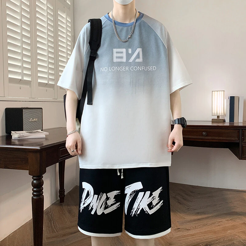 2025年夏季新款青少年短袖T恤套装男宽松短裤两件套休闲潮流帅气