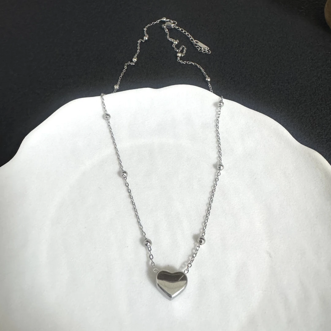 钛钢项链 光面爱心项链锁骨链新款链条拼接圆珠爆款