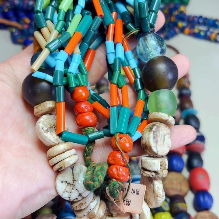 琉璃颈饰琉璃琉璃