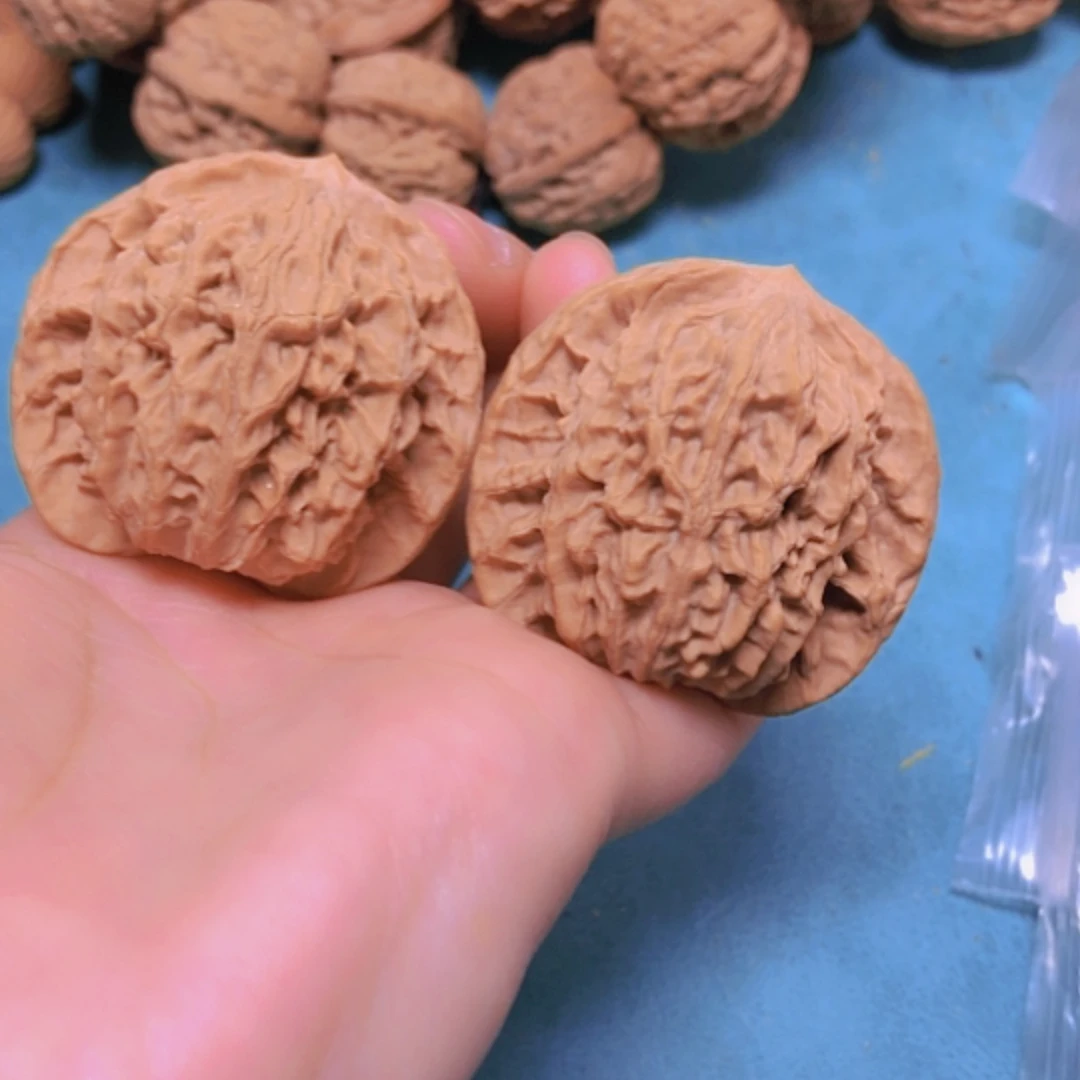 【闪购商品】把件核桃44蟠龙纹修尖