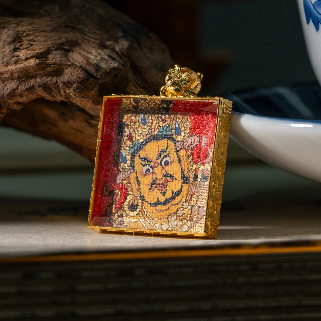 【世间臻宝】18K纯手工画师手绘黄财唐卡吊坠/SQ201/多样性发一件