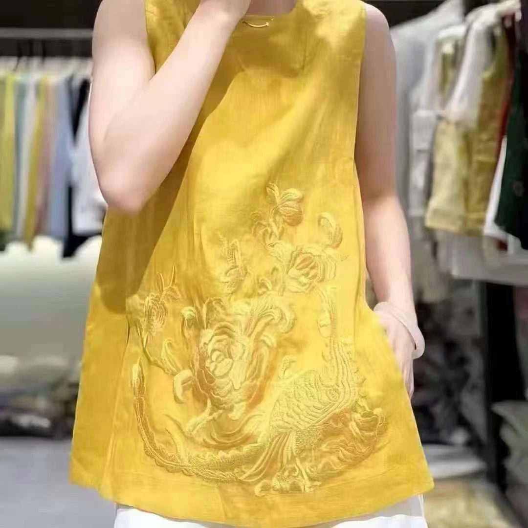 欧货时尚百搭款刺绣无袖衫(不退换，理性下单)