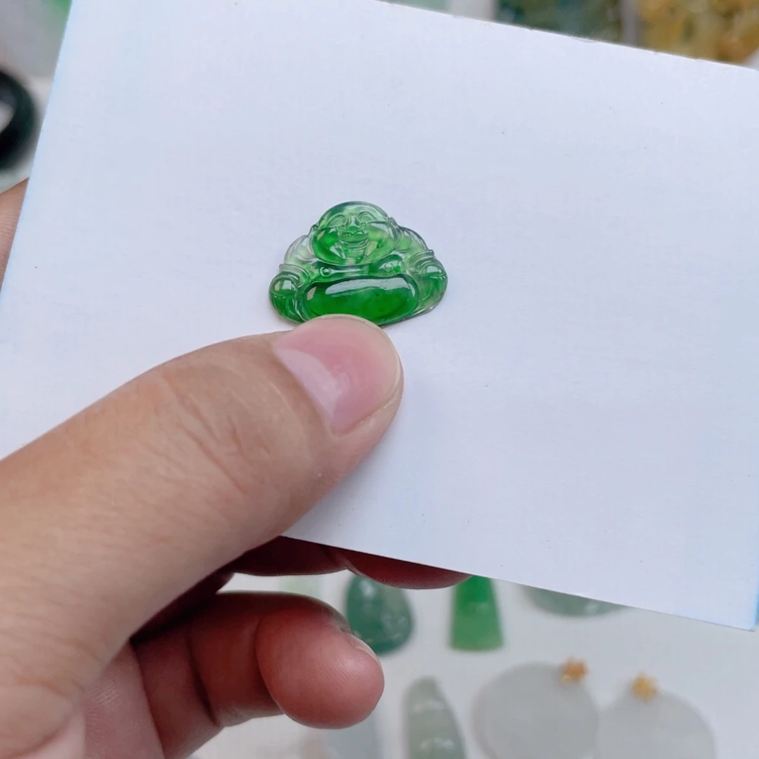 颈饰未镶嵌翡翠这**H天然翡翠