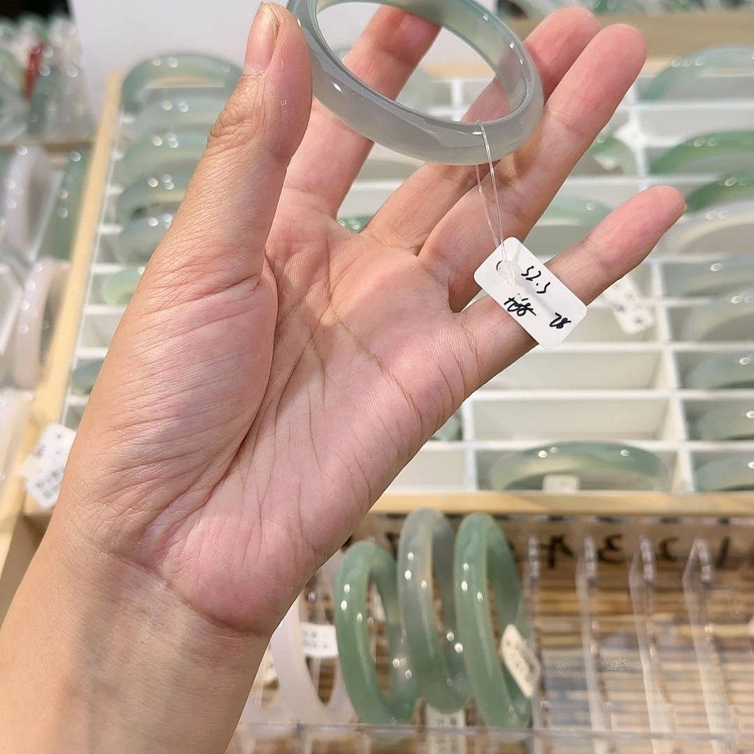 手镯玛瑙/玉髓未镶嵌圈口52.3