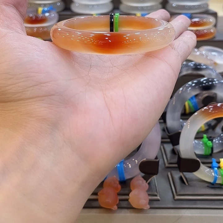 玛瑙/玉髓未镶嵌手镯3