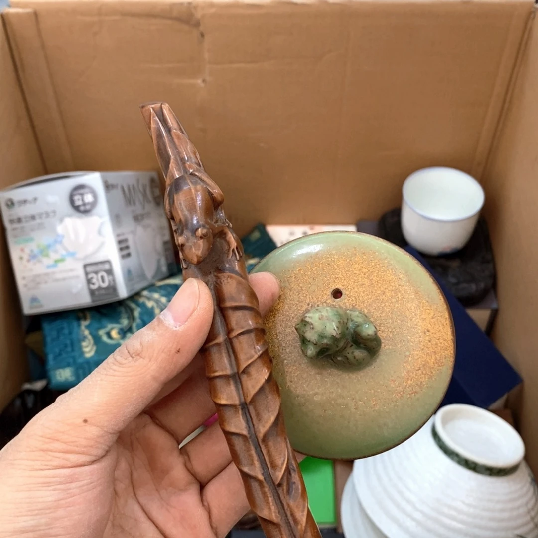 瓷片哈哈哈哈太给力哈哈哈