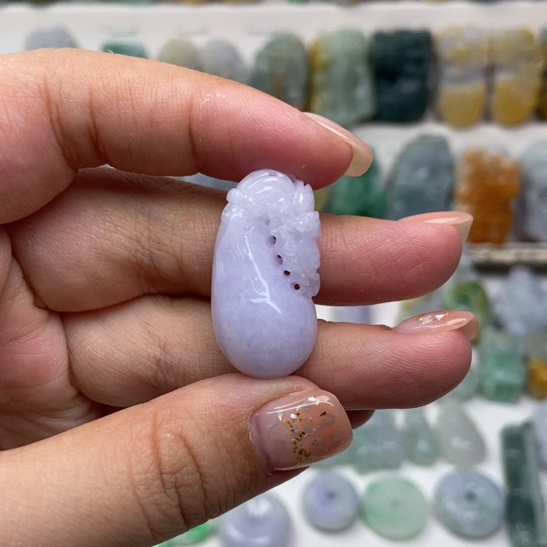 吊坠(赠链)未镶嵌翡翠