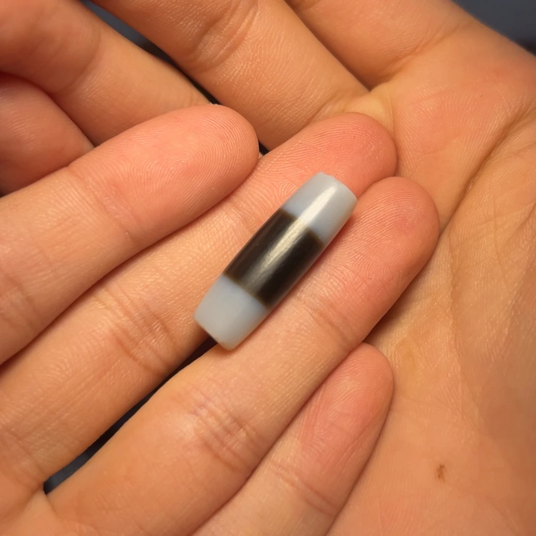 玛瑙/玉髓未镶嵌珠宝奇石