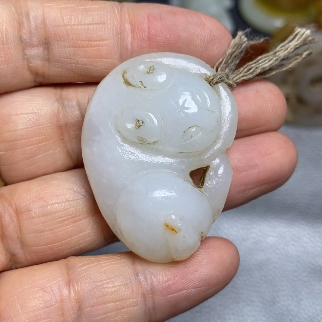 和田玉（糖玉）未镶嵌颈饰