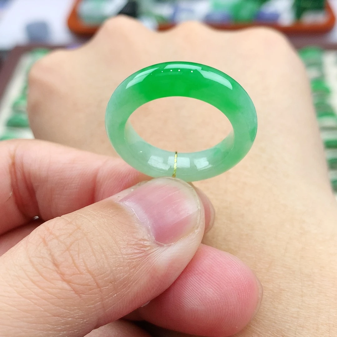 翡翠未镶嵌戒指16号
