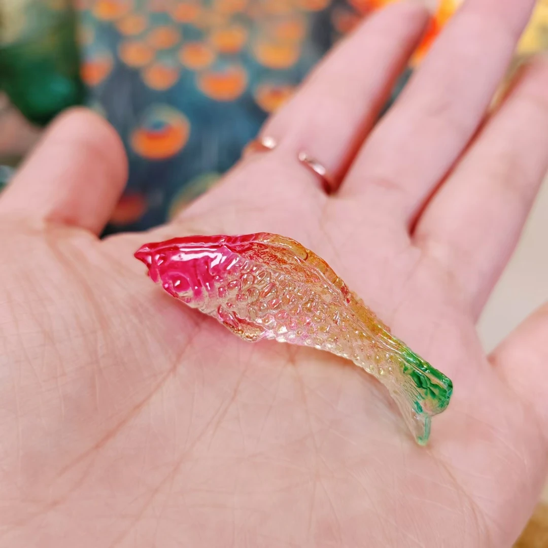 （拍5发10）彩色水晶小鱼摆件