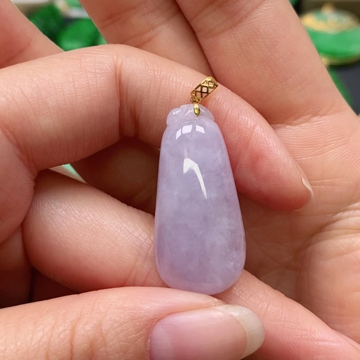 翡翠颈饰未镶嵌吊坠