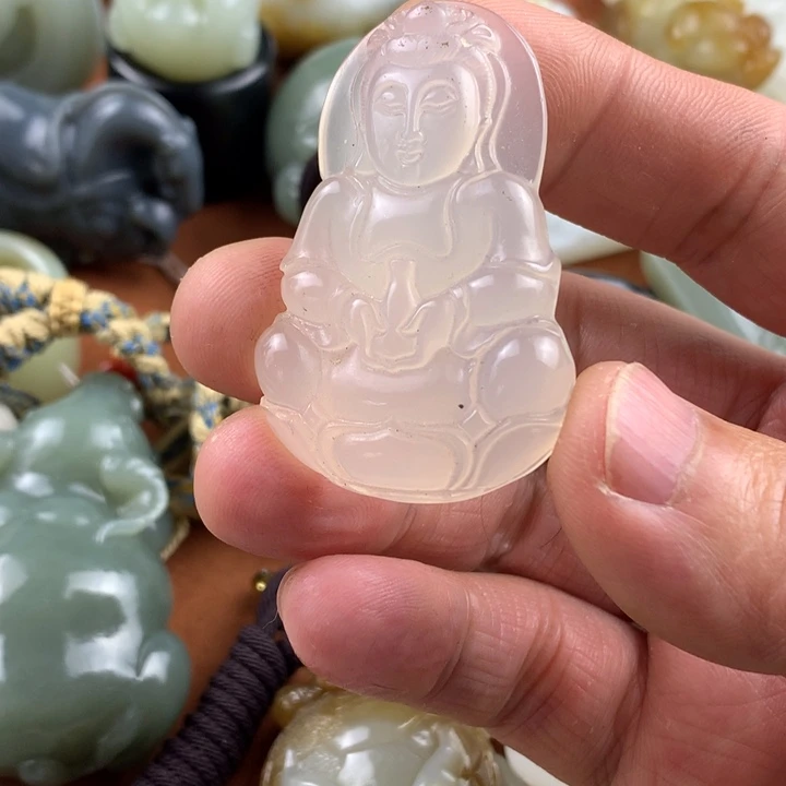 和田玉颈饰未镶嵌