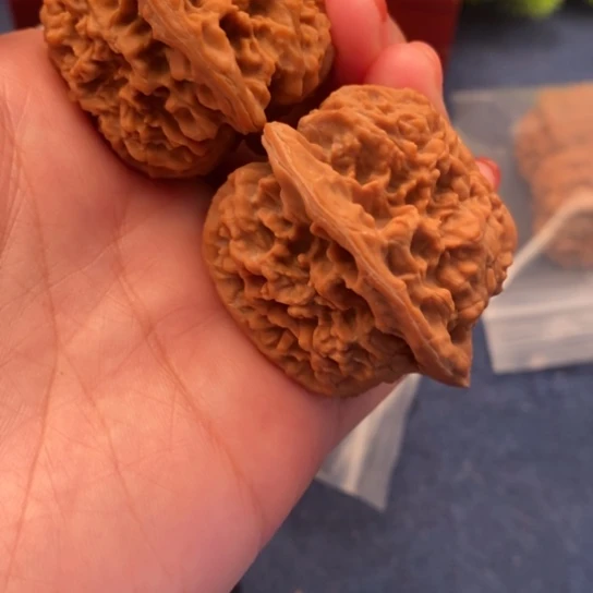【闪购商品】吊坠文玩核桃满天星