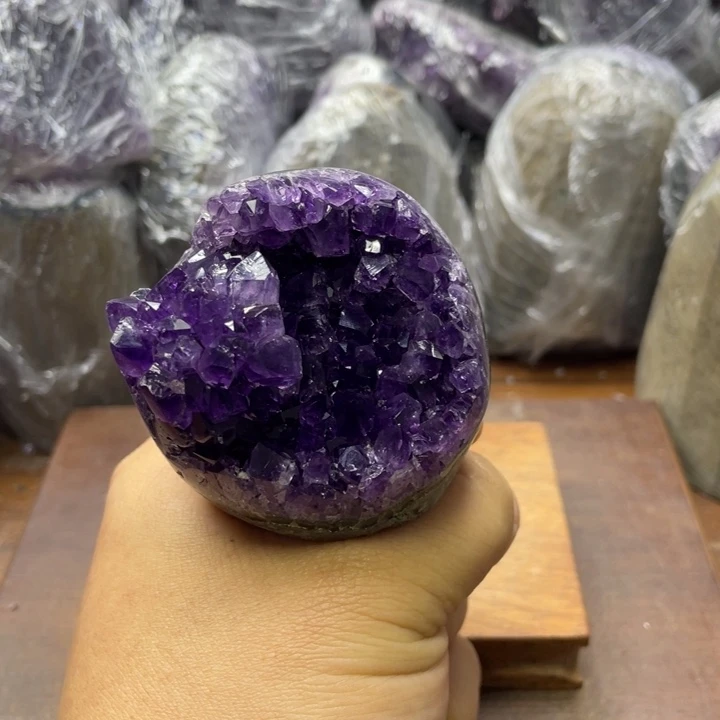 未镶嵌紫晶摆件紫晶