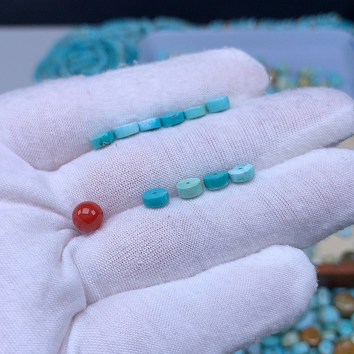南红玛瑙未镶嵌珠宝奇石