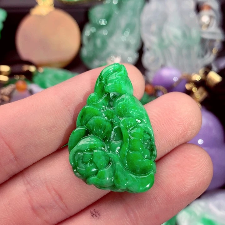 吊坠(不含链)未镶嵌翡翠