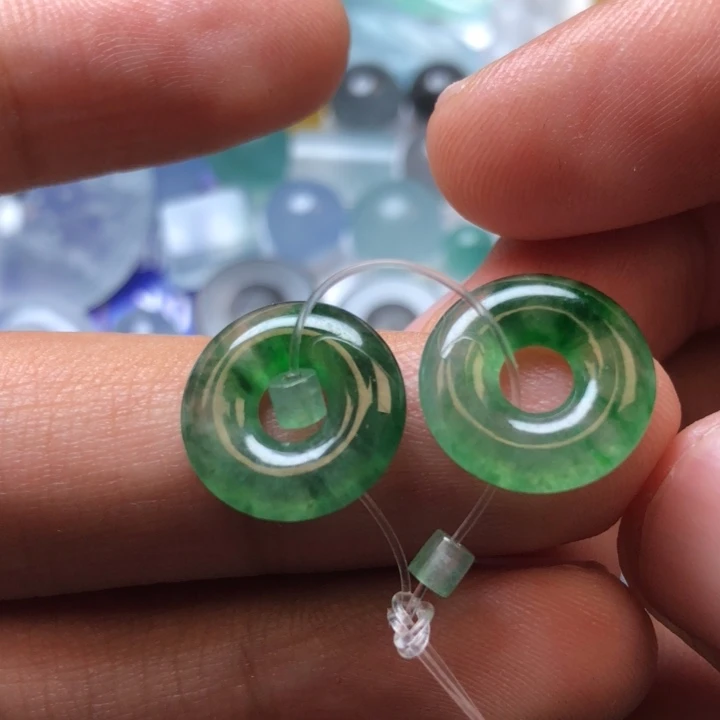 定制翡翠未镶嵌挂件