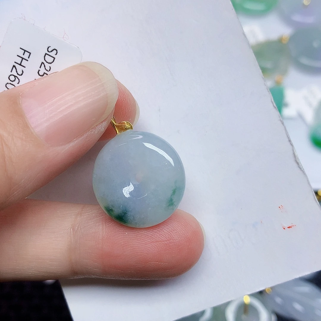 翡翠18K金镶嵌颈饰356889